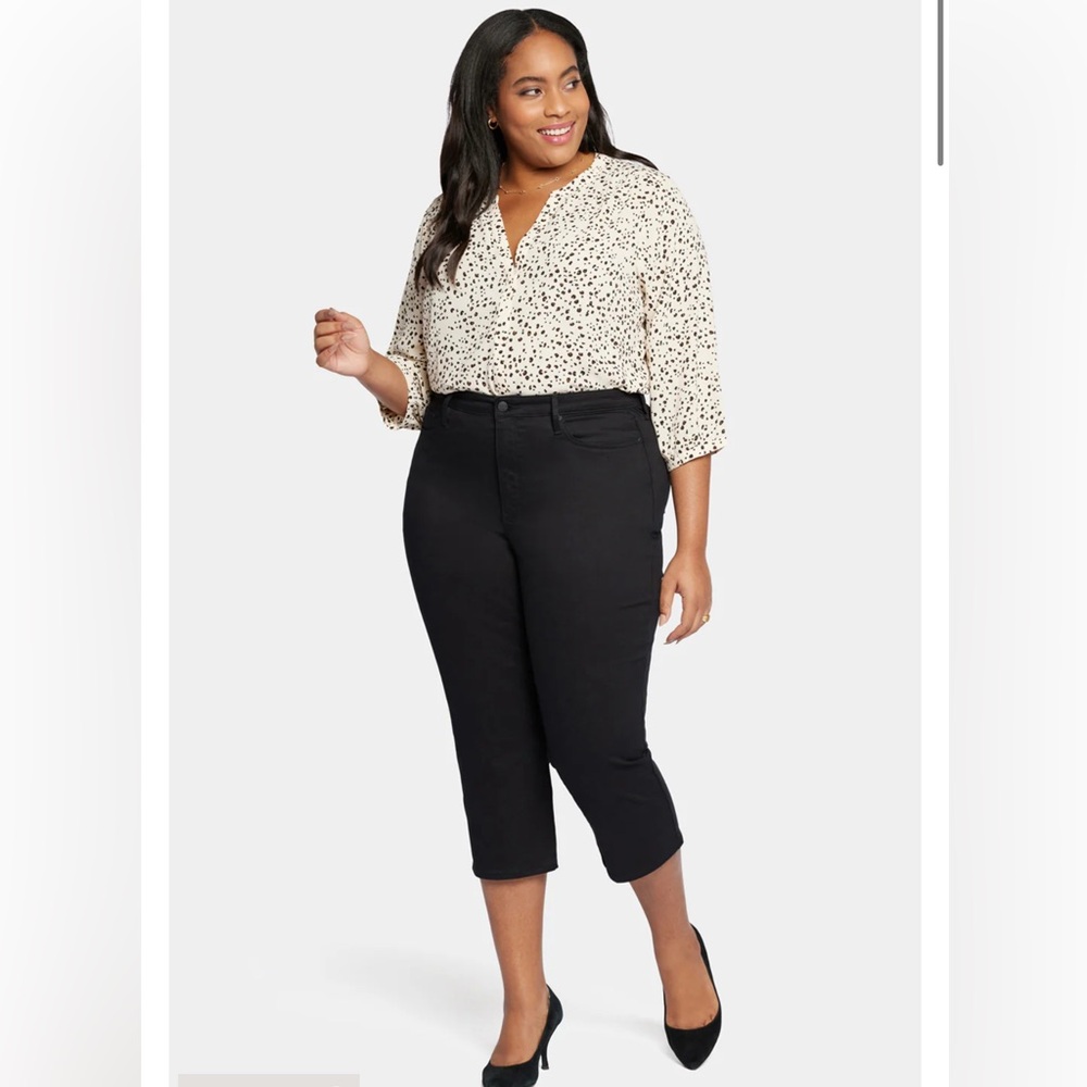 NYDJ Women's Black Cropped Pants
